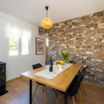 度假居 2 Bedroom Beautiful In