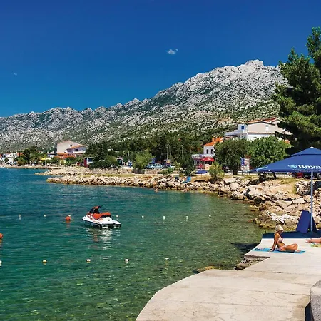 2 Bedroom Beautiful In Dom wakacyjny *