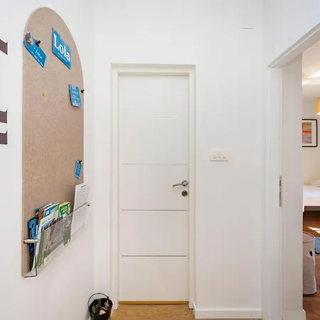 2 Bedroom Beautiful In Starigrad Paklenica