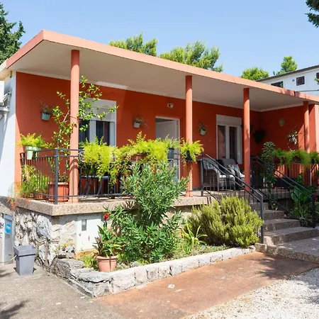 2 Bedroom Beautiful In